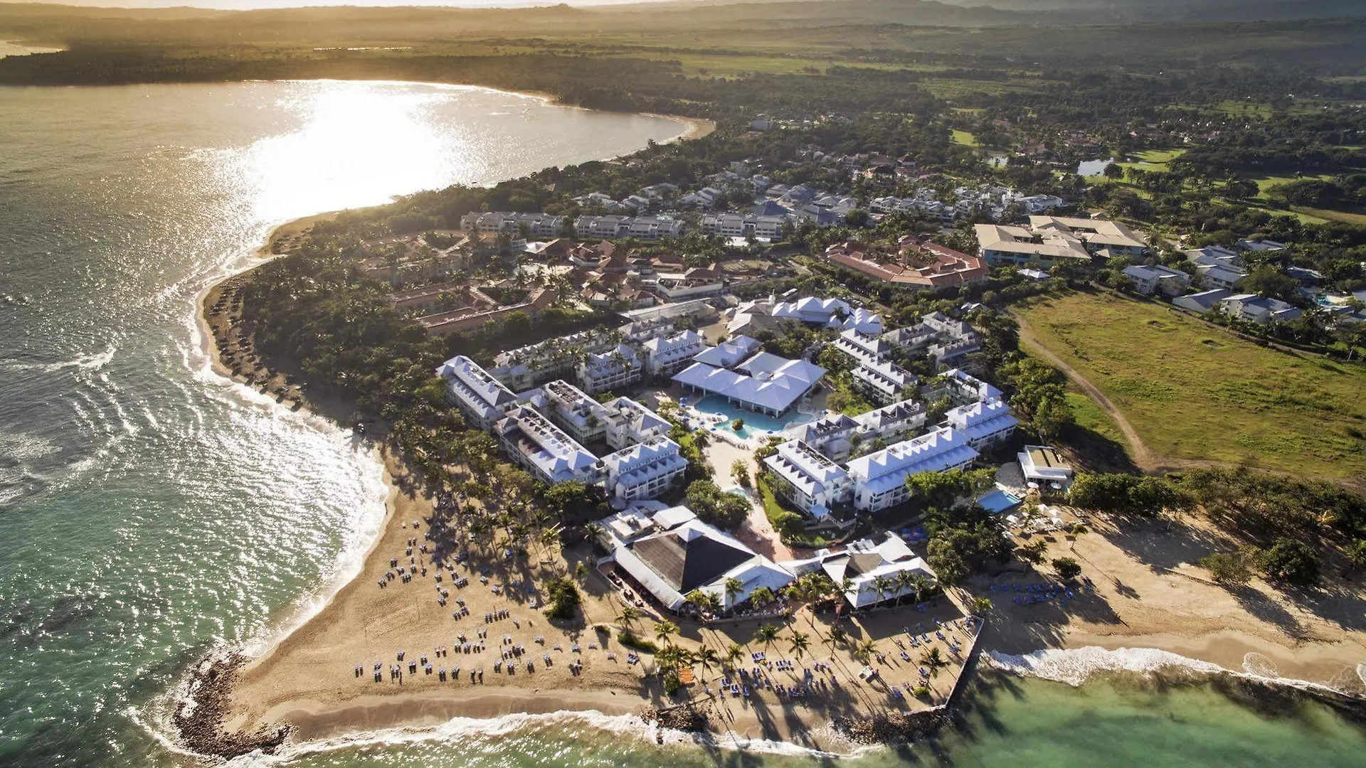 Grand Paradise Playa Dorada بويرتو بلاتا 4*,